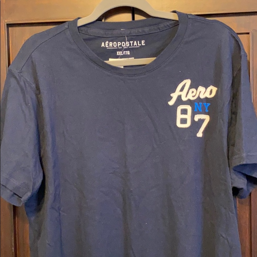 Navy short sleeve tee